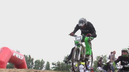 IMGA0165